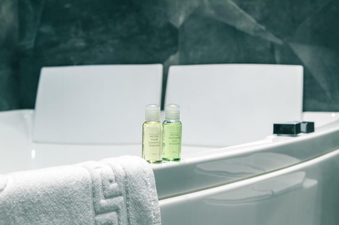 Hotel apartamentowy Luxury *